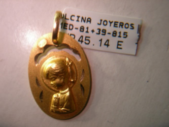 medallas de oro, plata, virgenes, cristos