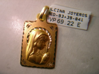 medallas de oro, plata, virgenes, cristos