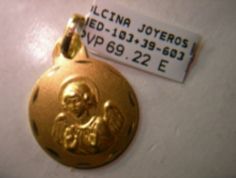 medallas de oro, plata, virgenes, cristos