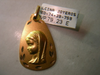 medallas de oro, plata, virgenes, cristos