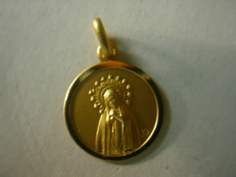 medallas de oro, plata, virgenes, cristos