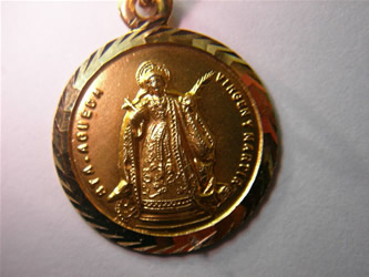 medalla santa agueda oro plata